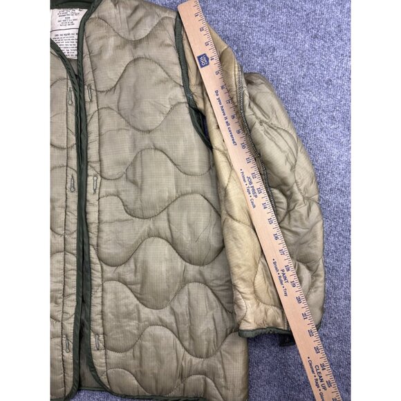 Vintage US Military Liner Cold Weather Coat Mens Medium Quilted 70s 80s - Picture 4 of 6